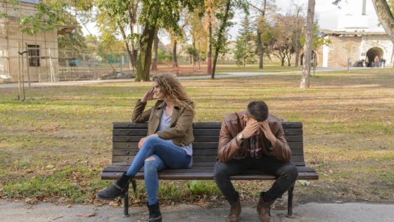 4 Signs That Indicate They’re A Serial Cheater