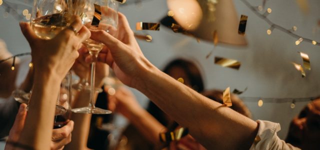 How To Enjoy New Year’s Eve Parties When You Are Single